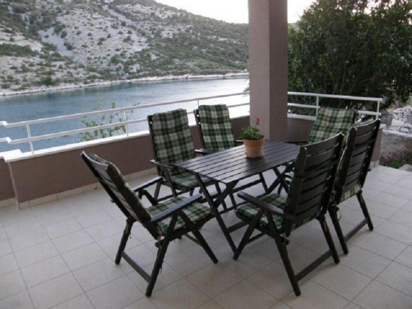 Apartments Ljubi Vinišće Kültér fotó