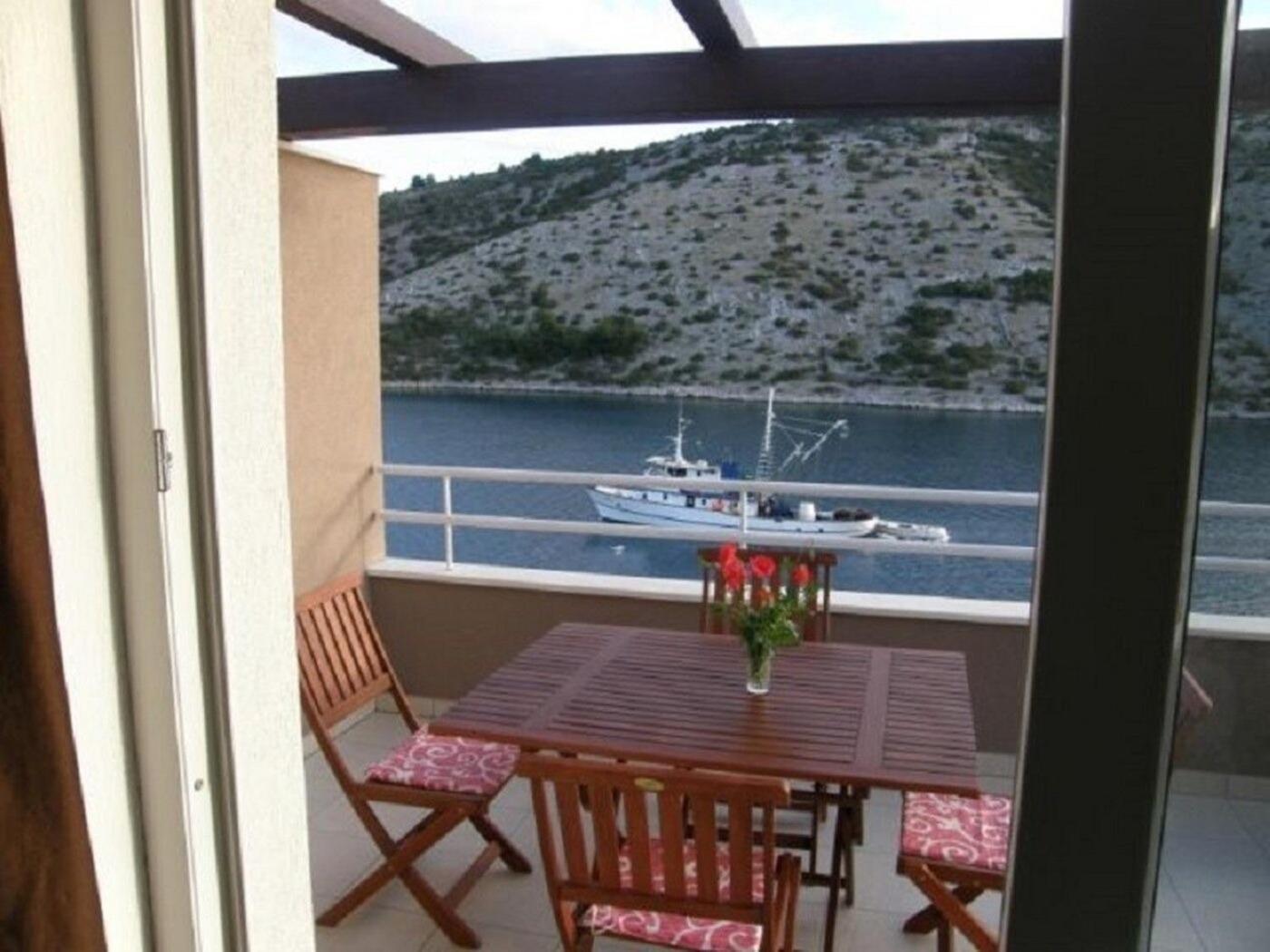 Apartments Ljubi Vinišće Kültér fotó